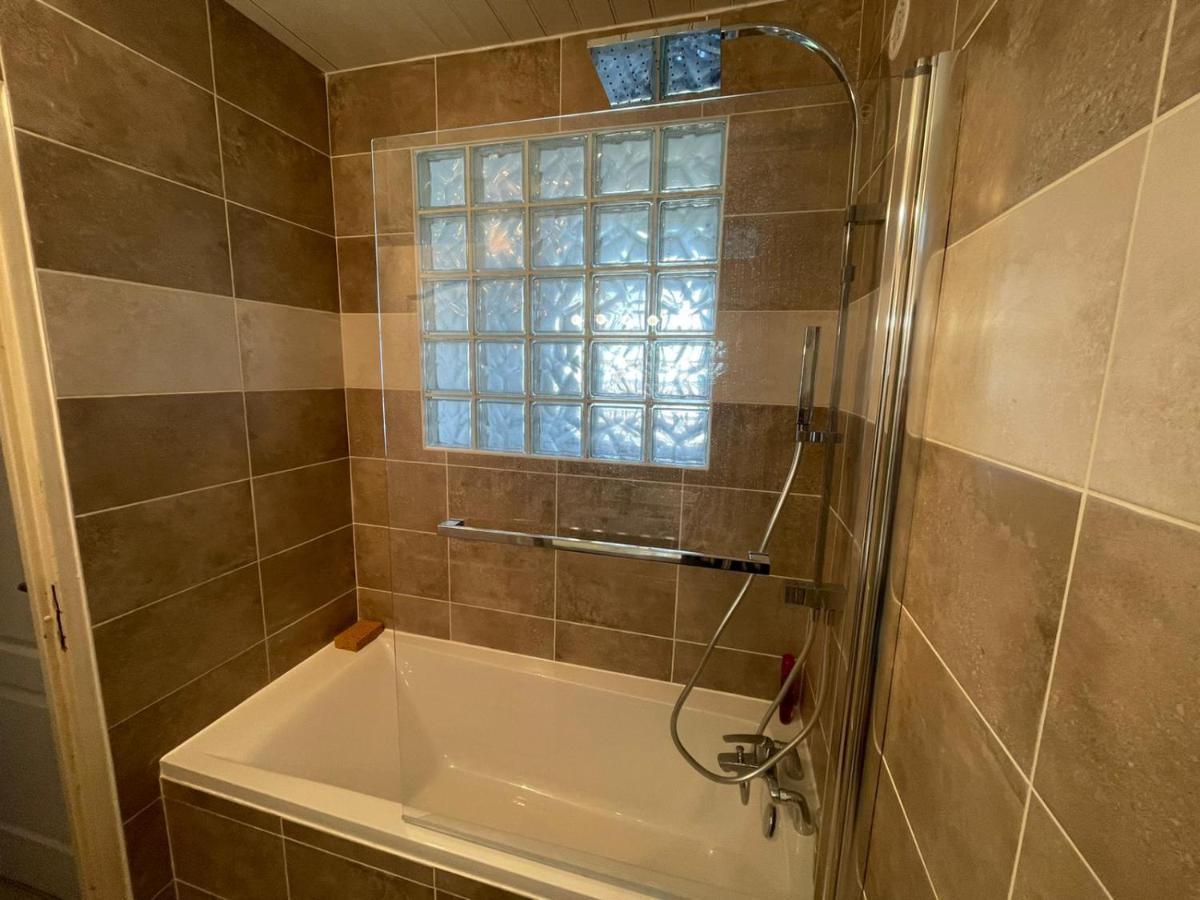 Chambre Chez L'Habitant Pres De Bordeaux Cenon Exteriör bild